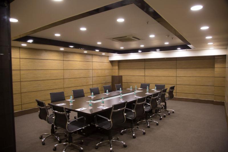 Bluemont Beacon Hotel New Delhi Gurgaon Exterior photo