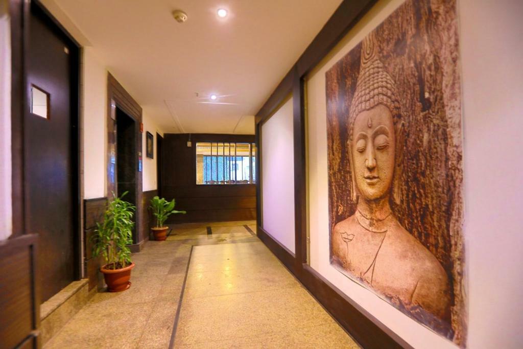 Bluemont Beacon Hotel New Delhi Gurgaon Exterior photo