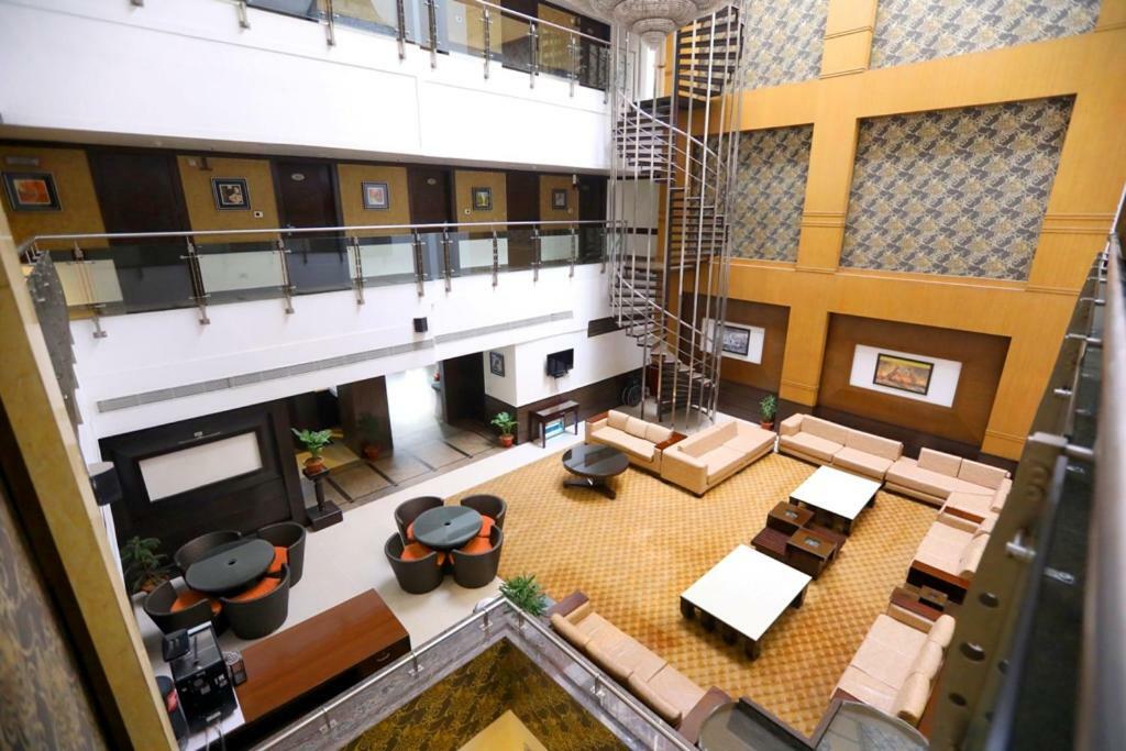 Bluemont Beacon Hotel New Delhi Gurgaon Exterior photo